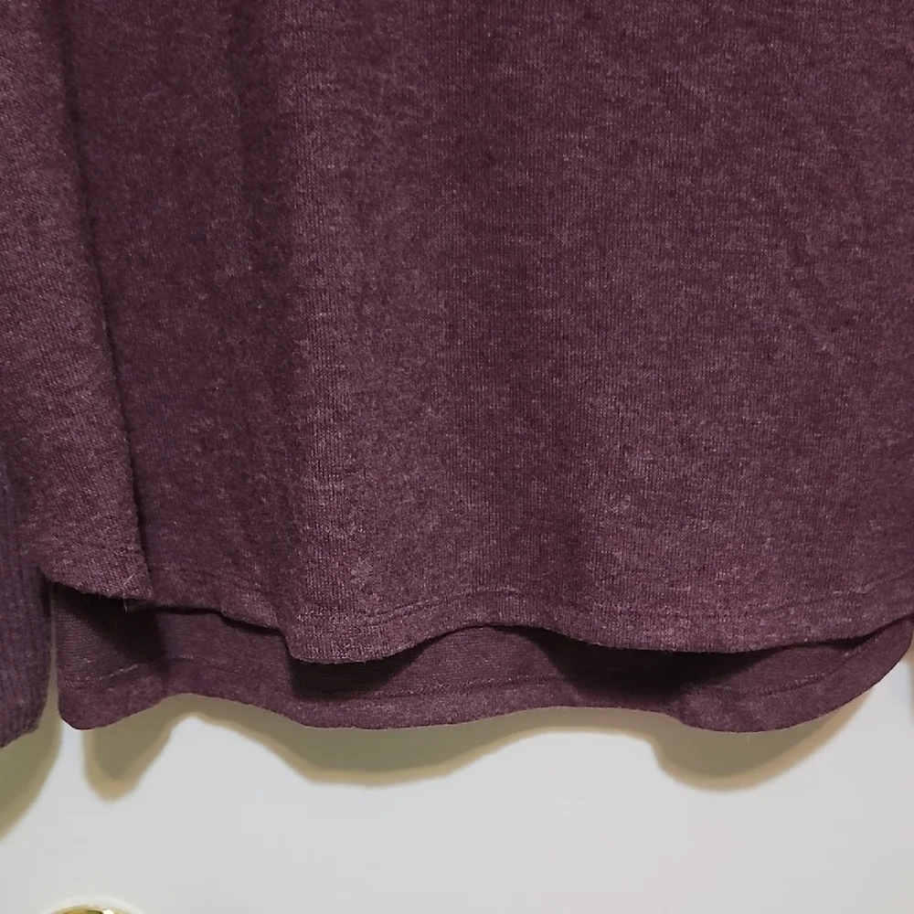Nine West Burgundy Scoop Neck Pullover Sweater